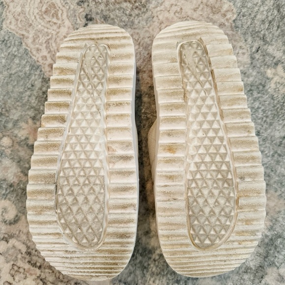 Nike Womens Slide Sandals - Picture 4 of 5